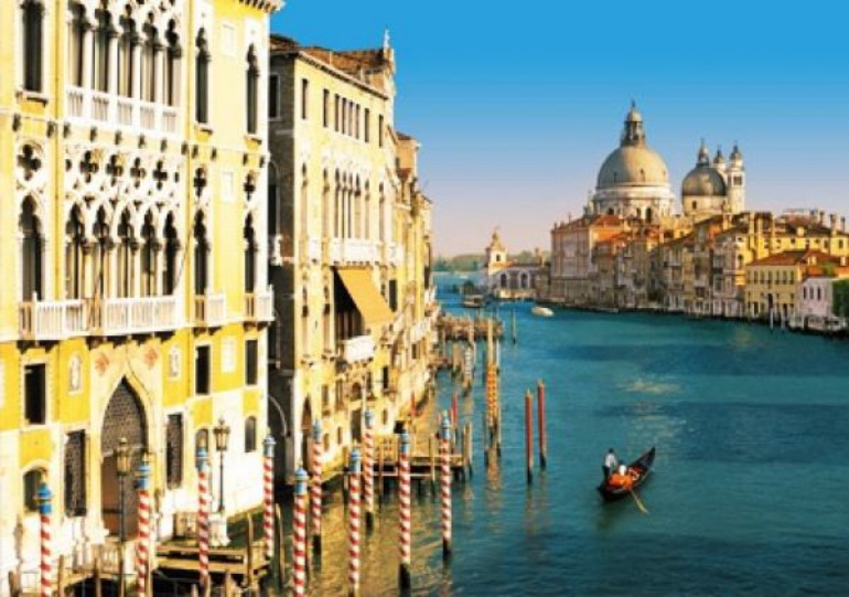 Z ladjo v Benetke
